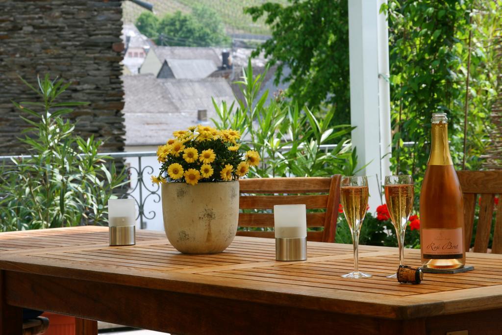 Weingut & Gaestehaus Stephan Kohl Neumagen-Dhron Extérieur photo