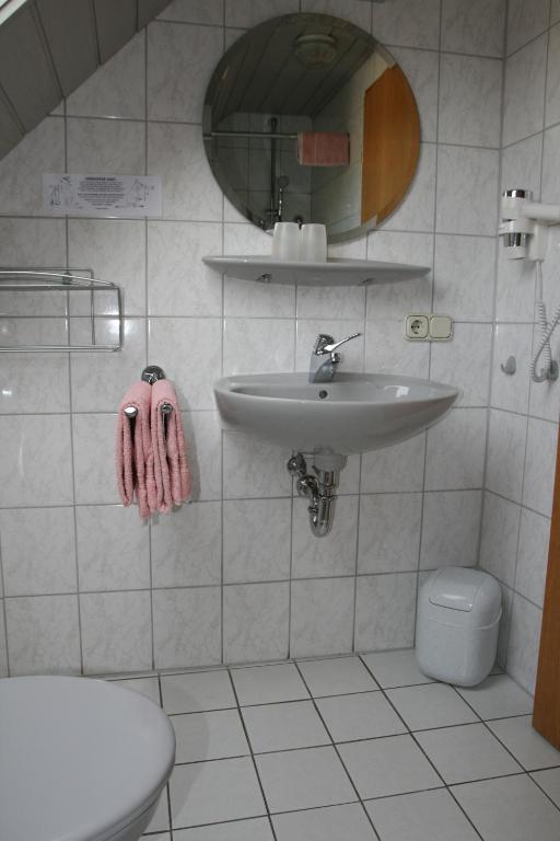 Weingut & Gaestehaus Stephan Kohl Neumagen-Dhron Chambre photo