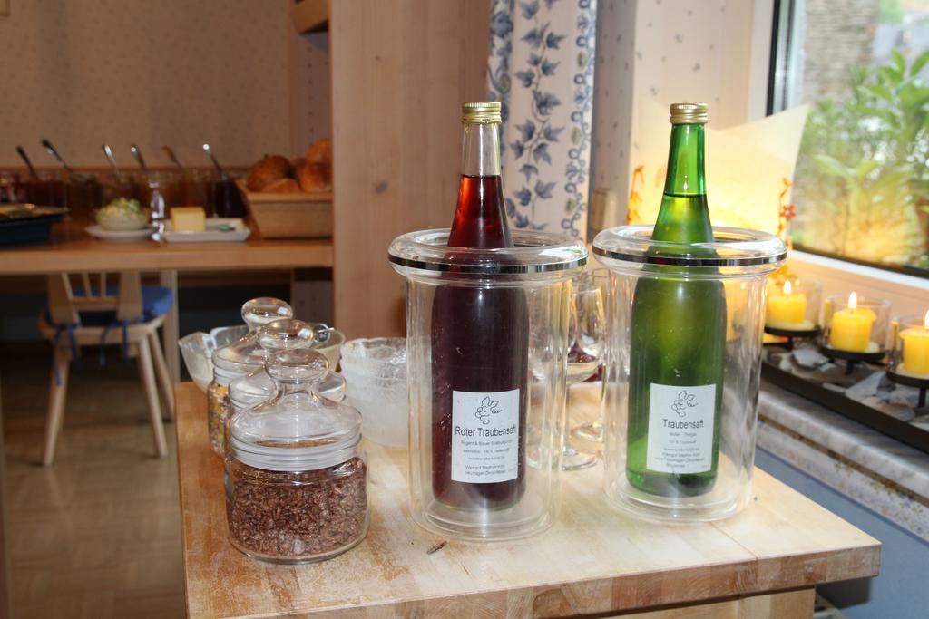 Weingut & Gaestehaus Stephan Kohl Neumagen-Dhron Extérieur photo